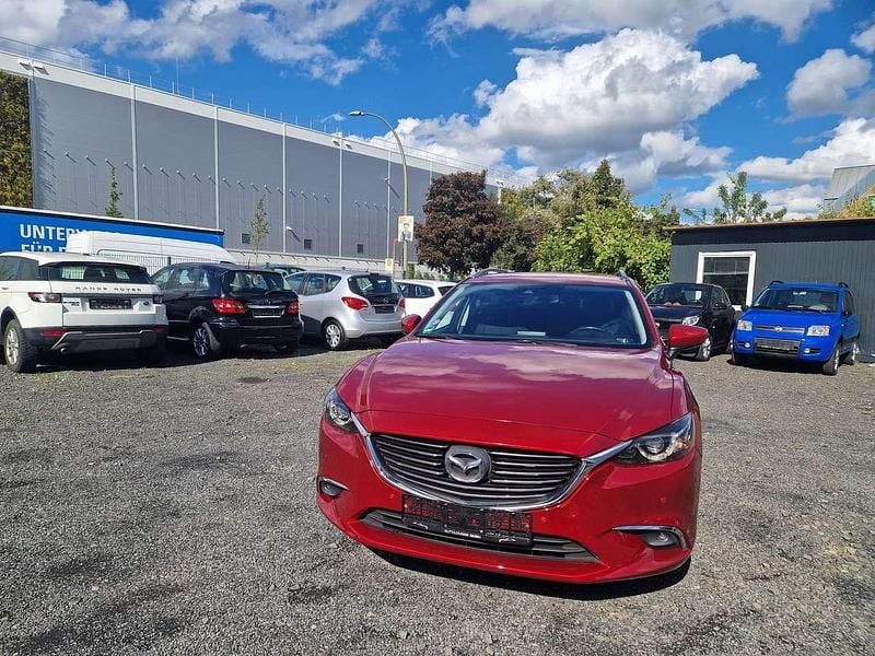 Rot Gebraucht 2017 Mazda 6 Nakama Kombi | 9.990 € (Fairer Preis) - Bild 1/4