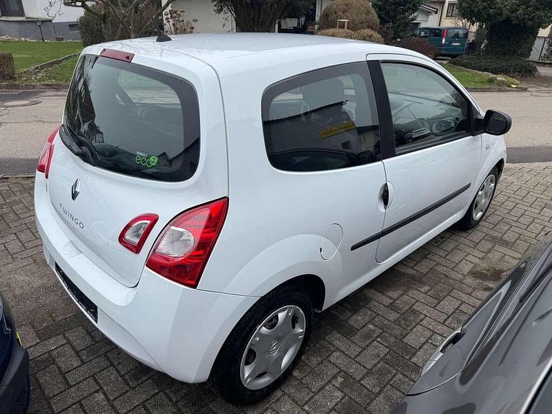 Gebraucht Renault Twingo Expression 75 PS (55 kW) 2014 Weiß Kleinwagen