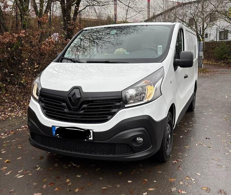 Gebraucht Renault Trafic 95 PS (69 kW) 2019 Weiß Van / Kleinbus