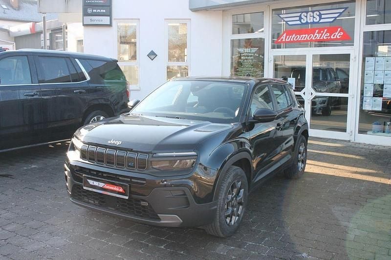 Schwarz Gebraucht 2023 Jeep Avenger EV Altitude SUV | 27.990 € (Etwas zu teuer) - Bild 1/4