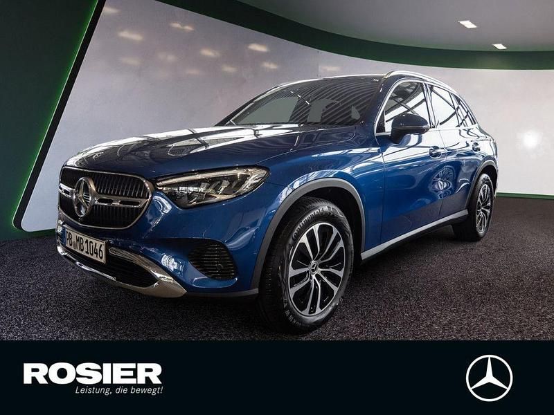 Blau Gebraucht 2025 Mercedes GLC200 Avantgarde SUV | 50.960 € (Guter Preis) - Bild 1/4