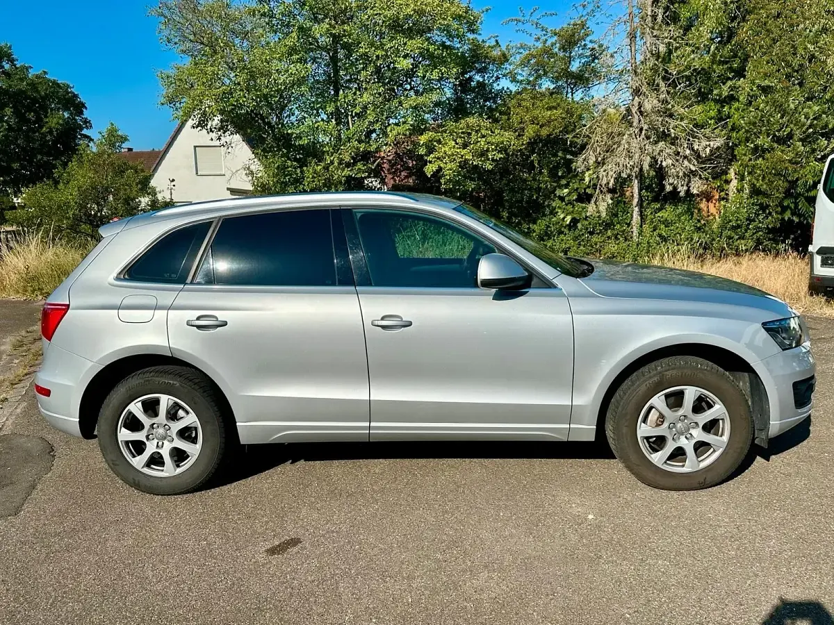 Gebraucht Audi Q5 211 PS (155 kW) 2010 Silber SUV