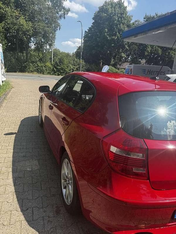 Gebraucht 2011 BMW 116 Kleinwagen | 7.000 € (Etwas zu teuer) - Bild 1/4