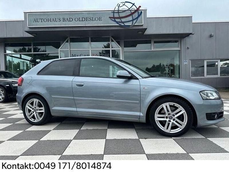 Silber Gebraucht 2012 Audi A3 S-Line Limousine | 8.600 € (Guter Preis) - Bild 1/4
