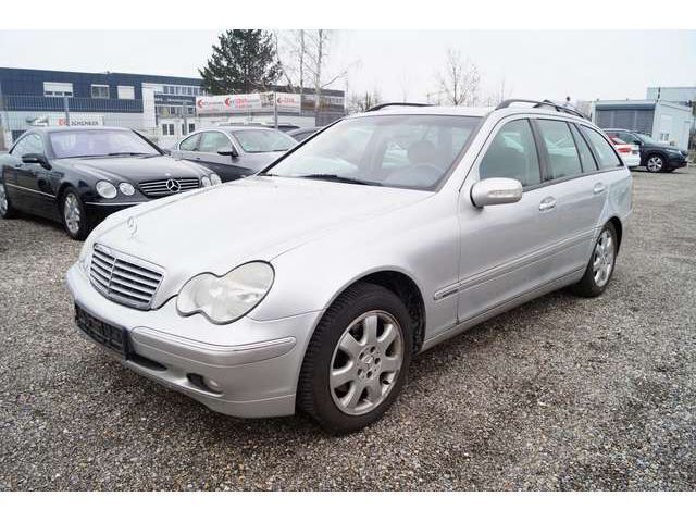 Brillantsilber metalliclack Gebraucht 2002 Mercedes C240 Kombi | 3.998 € (Etwas zu teuer) - Bild 1/1