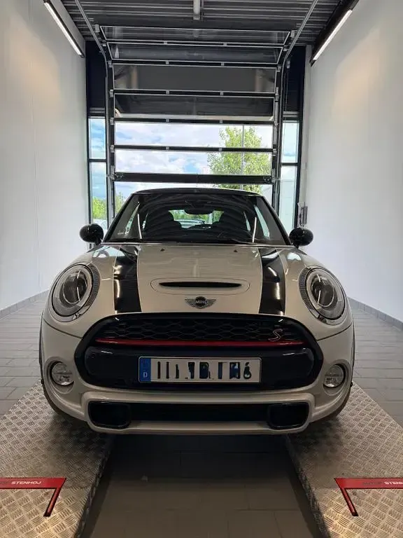 Gebraucht Mini John Cooper Works 211 PS (155 kW) 2015 Silber Kleinwagen