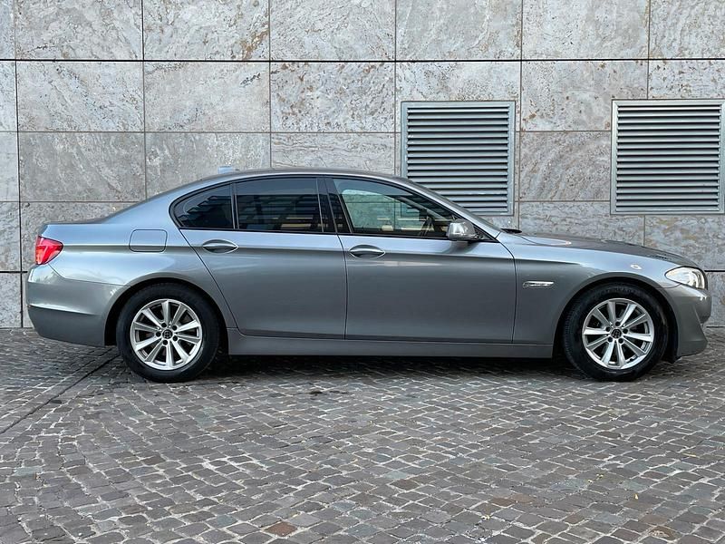 Second-hand BMW 520 184 CP (135 kW) 2012 Gri Berlinǎ