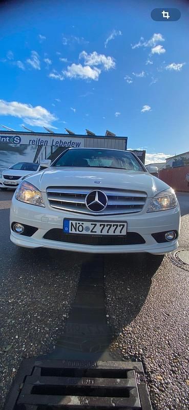 Weiß Gebraucht 2008 Mercedes 200 AMG Kleinwagen | 9.999 € - Bild 1/4