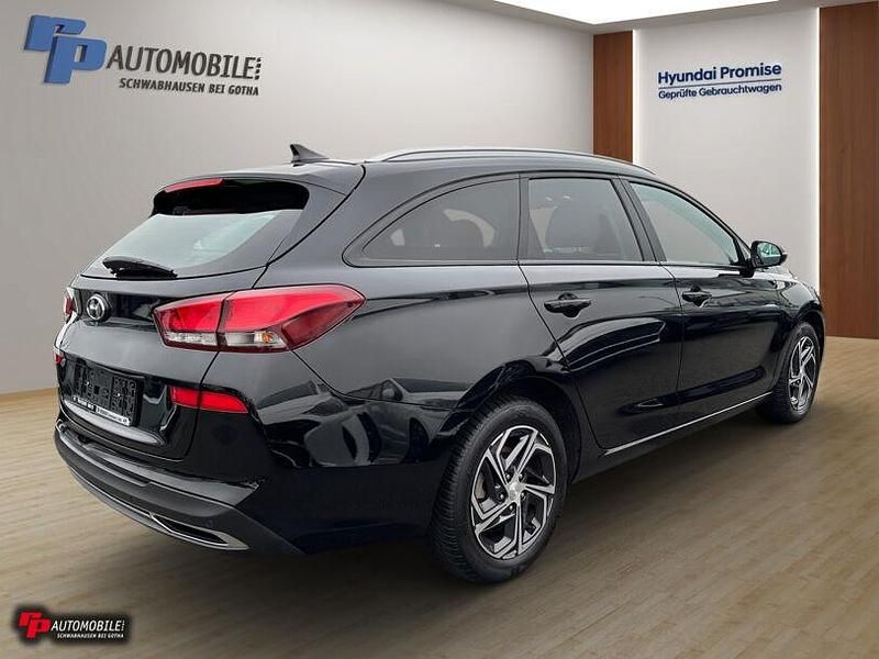 Gebraucht Hyundai XG 88 PS (64 kW) 2022 Schwarz Limousine