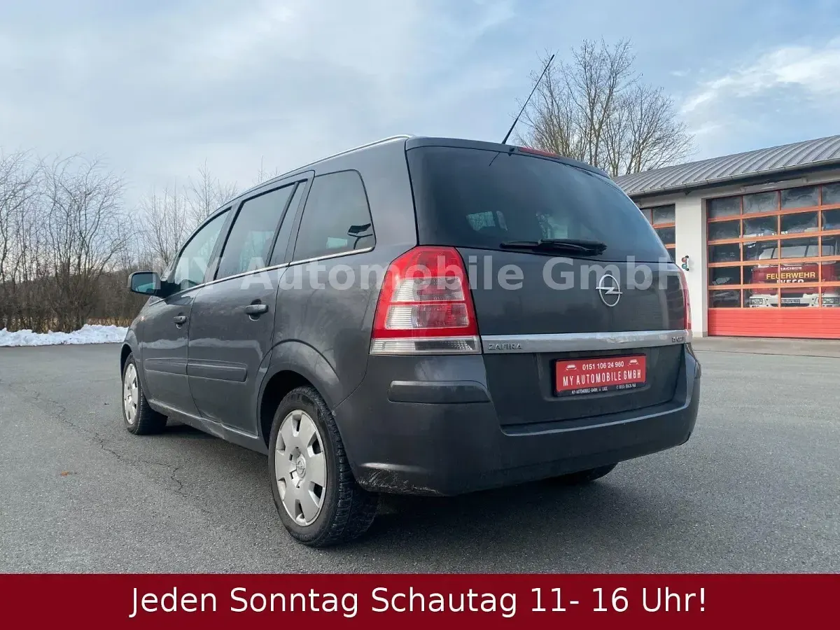 Gebraucht Opel Zafira Innovation 150 PS (110 kW) 2009 Grau Van / Kleinbus