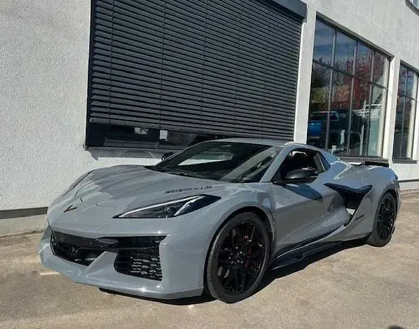 Neu Corvette Z06 646 PS (475 kW) 2025 Grau Cabrio