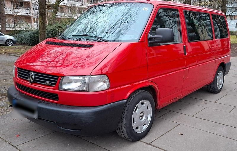 Gebraucht VW Multivan 102 PS (75 kW) 2000 Rot Van