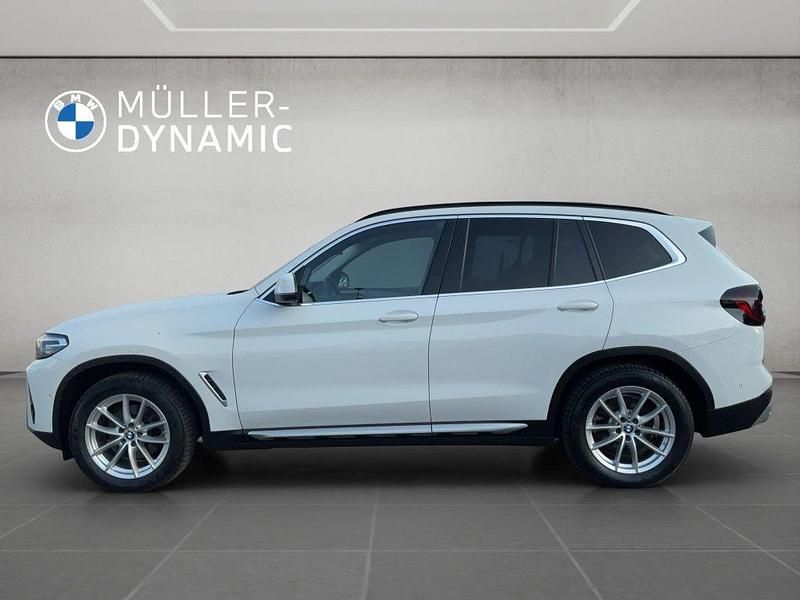 Gebraucht BMW X3 Sport Line 190 PS (139 kW) 2022 Weiß SUV