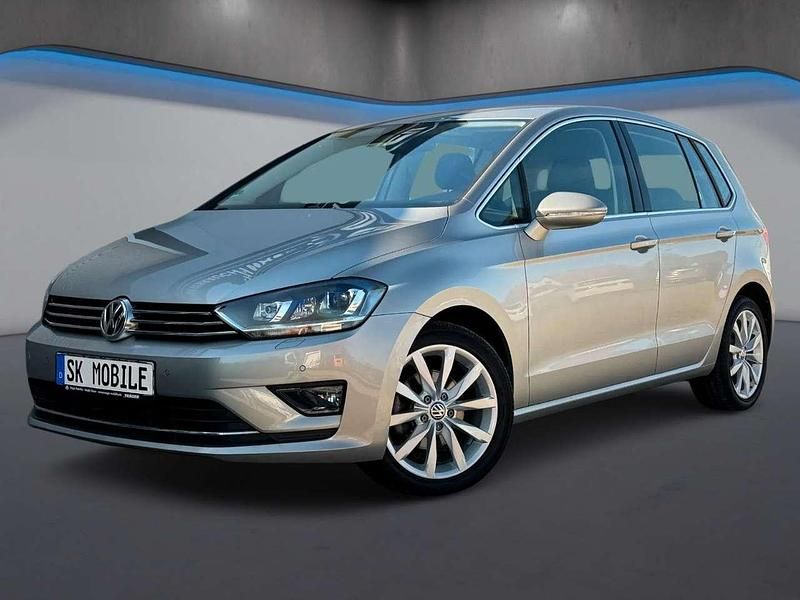 Tungsten silver Gebraucht 2015 VW Golf Sportsvan Highline Van / Kleinbus | 10.999 € (Guter Preis) - Bild 1/4