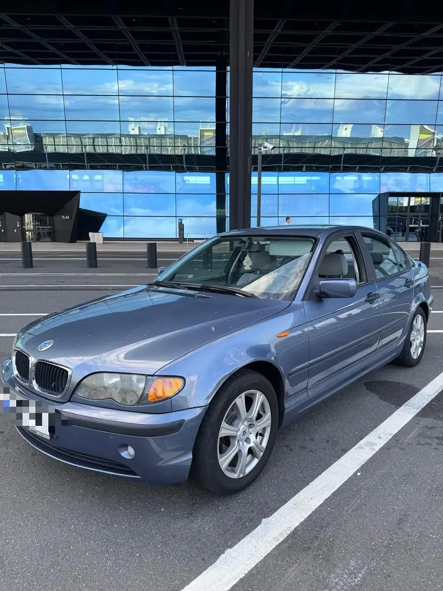 Gebraucht BMW 318 143 PS (105 kW) 2003 Blau Limousine