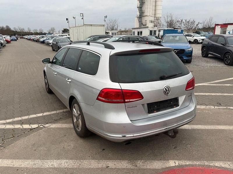Gebraucht VW Passat Comfortline 122 PS (89 kW) 2011 Silber Kombi