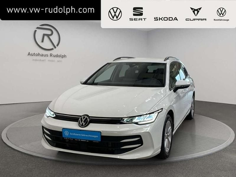Pure white Gebraucht 2024 VW Golf VIII Life Kombi | 24.939 € (Fairer Preis) - Bild 1/4