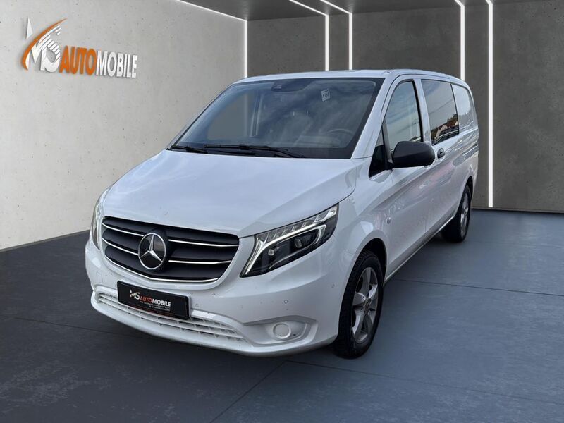 Weiß Gebraucht 2021 Mercedes Vito Van / Kleinbus | 34.900 € (Guter Preis) - Bild 1/4