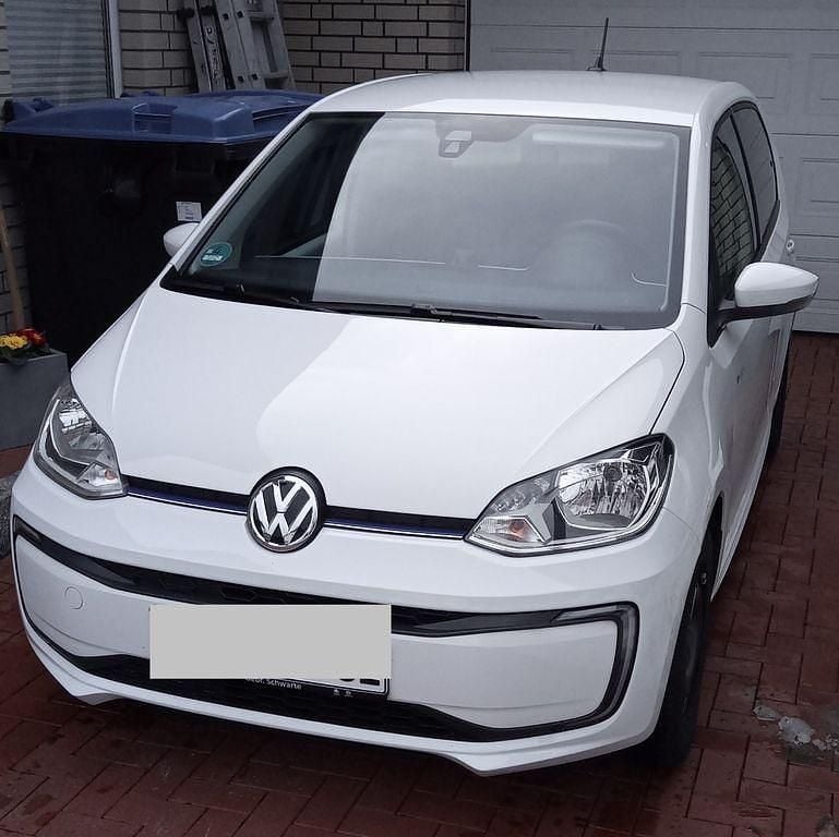Weiß Gebraucht 2017 VW e-up! Kleinwagen | 6.500 € (Guter Preis) - Bild 1/4