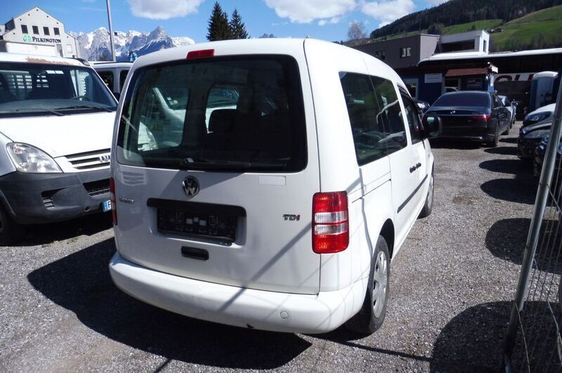 Gebraucht VW Caddy Startline 102 PS (75 kW) 2011 Weiß Van / Kleinbus