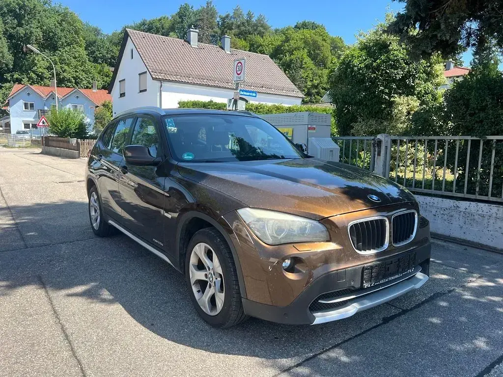 Gebraucht BMW X1 xLine 177 PS (130 kW) 2011 Braun SUV