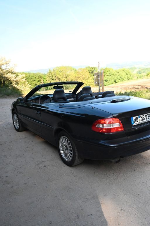 Schwarz Gebraucht 2005 Volvo C70 Cabrio | 4.999 € (Fairer Preis) - Bild 1/4