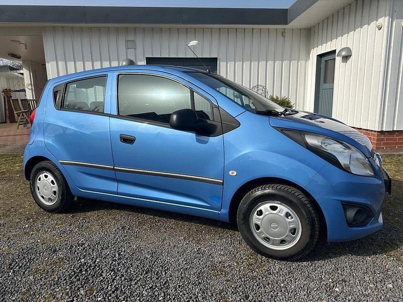 Gebraucht Chevrolet Spark 50 PS (36 kW) 2013 Blau Kleinwagen