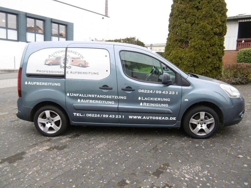 Grau Gebraucht 2013 Citroën Berlingo Van / Kleinbus | 2.650 € (Superpreis) - Bild 1/4