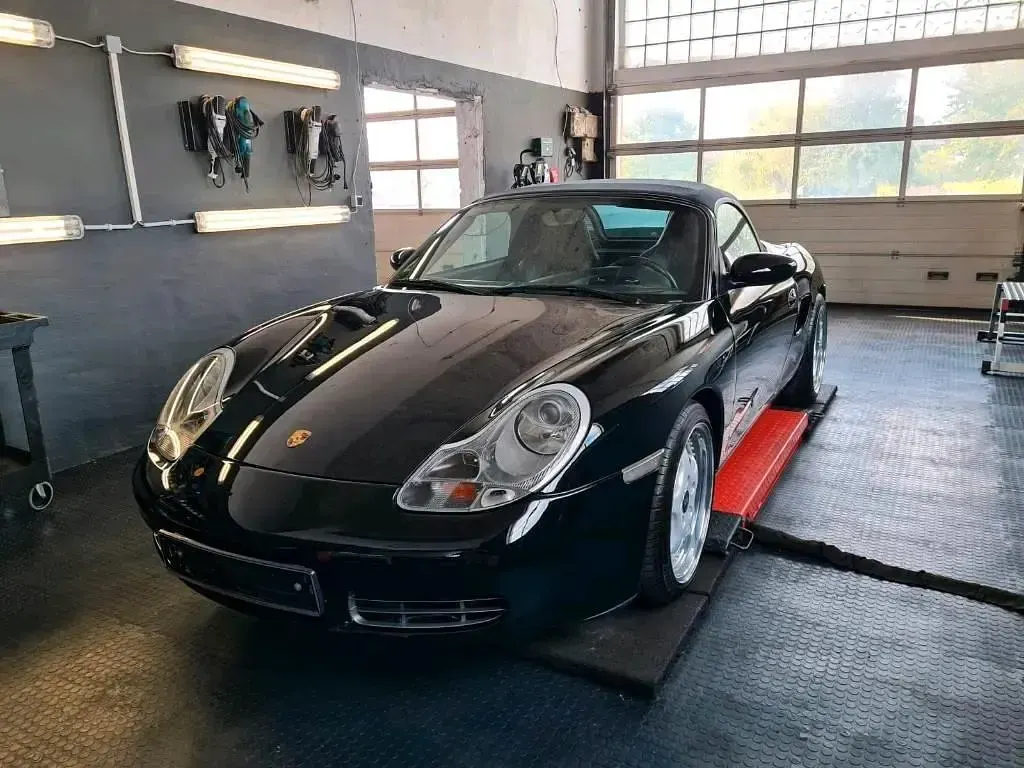 Gebraucht Porsche 986 Boxster 252 PS (185 kW) 2001 Schwarz Cabrio