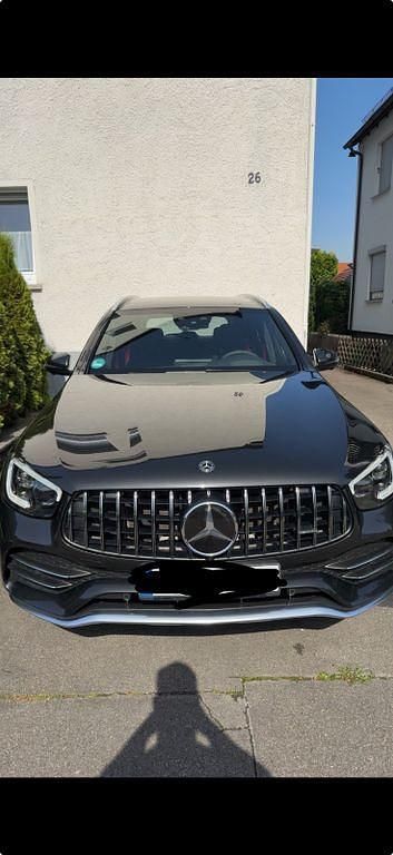 Grau Gebraucht 2020 Mercedes GLC43 AMG AMG SUV | 44.900 € (Fairer Preis) - Bild 1/4
