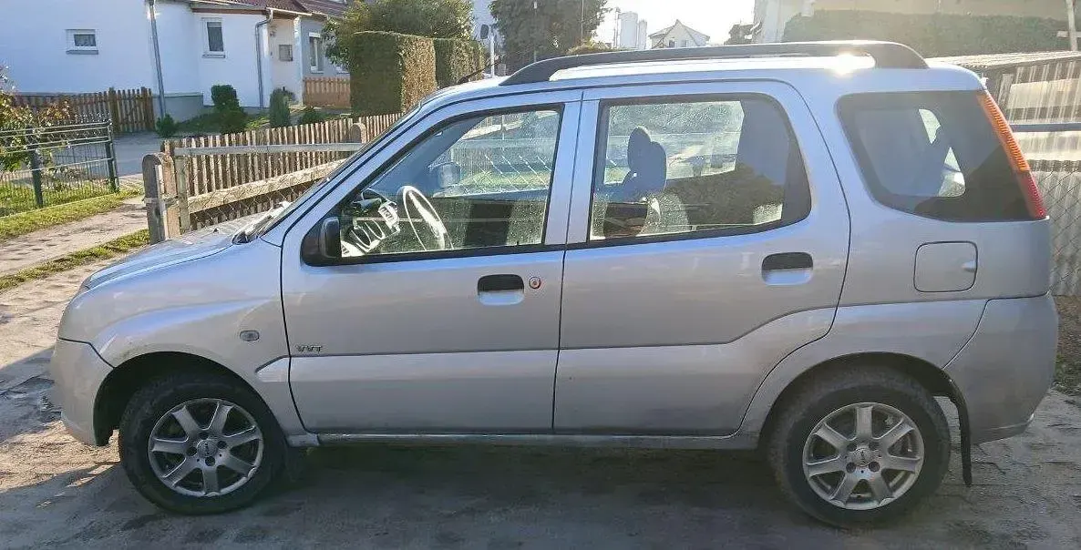 Gebraucht Suzuki Ignis 94 PS (69 kW) 2008 Silber Kleinwagen