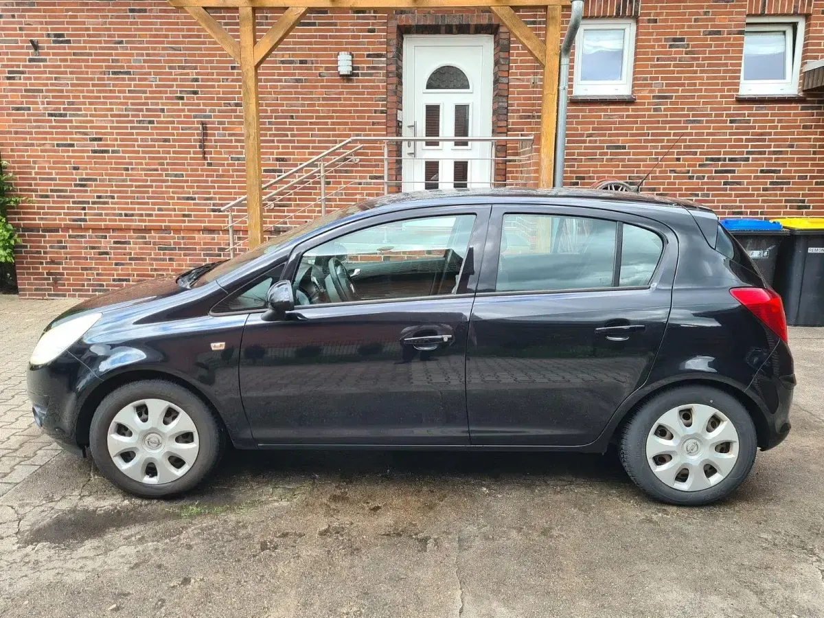 Gebraucht Opel Corsa 80 PS (58 kW) 2009 Schwarz Kleinwagen