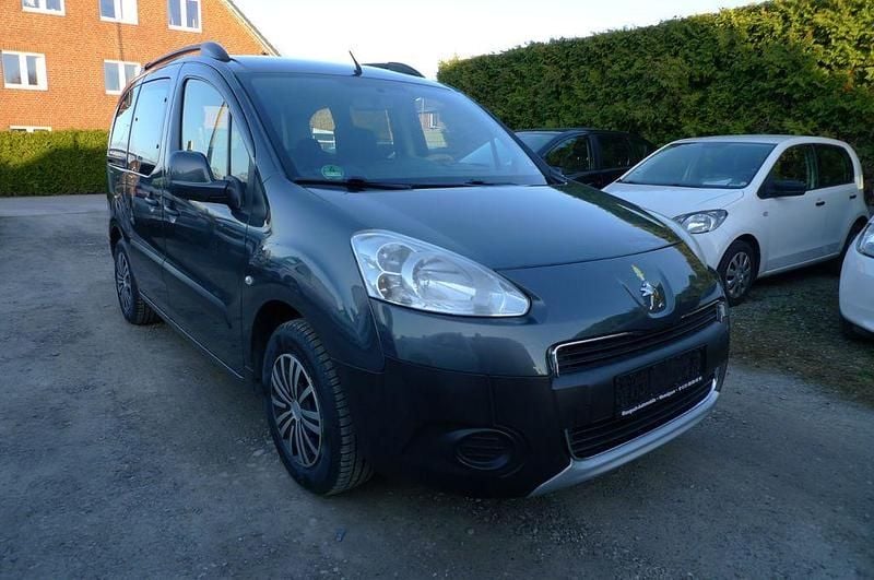 Gebraucht Peugeot Partner Tepee Active 120 PS (88 kW) 2014 Grau Van / Kleinbus