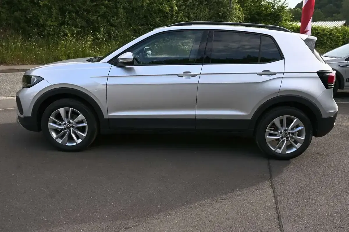 Neu VW T-Cross Life 116 PS (85 kW) 2026 Reflexsilber metallic SUV