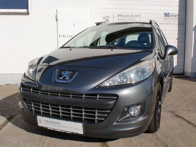 Gebraucht Peugeot 207 Tendance 95 PS (69 kW) 2012 Other Kombi