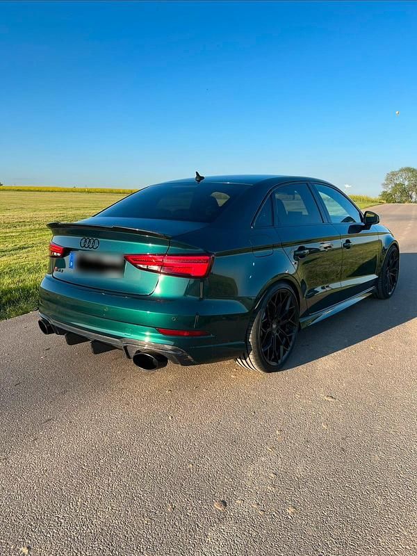 Gebraucht Audi RS3 Ambiente 500 PS (367 kW) 2020 Limousine