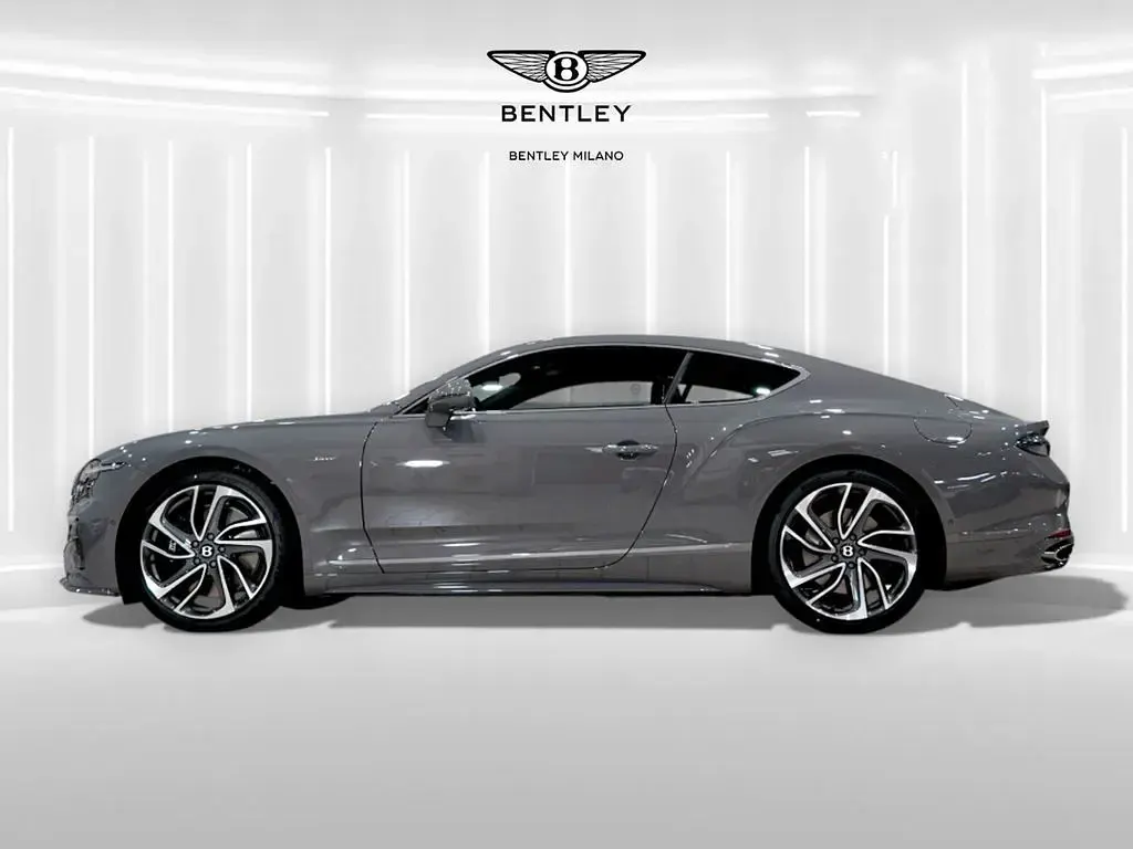 Neu Bentley Continental 782 PS (575 kW) 2026 Grün