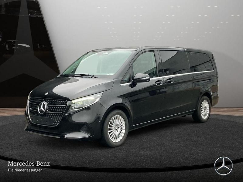 Gebraucht Mercedes V300 Avantgarde 237 PS (174 kW) 2024 Schwarz Van / Kleinbus