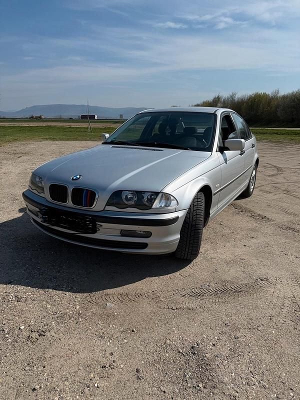 Gebraucht BMW 316 115 PS (84 kW) 2005 Silber Limousine