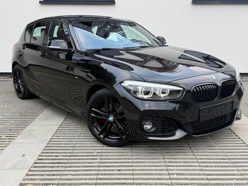 Schwarz Gebraucht 2019 BMW 118 M Sport Kleinwagen | 19.150 € (Guter Preis) - Bild 1/4