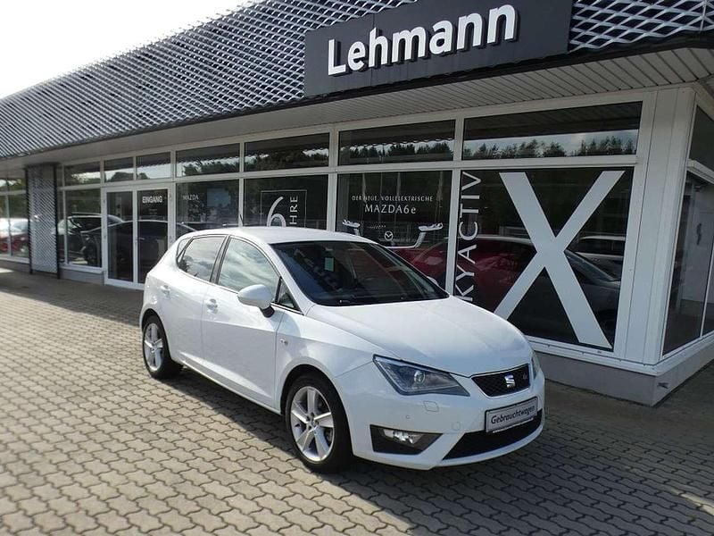 "nevada" weiss Gebraucht 2016 Seat Ibiza FR Kleinwagen | 6.890 € (Guter Preis) - Bild 1/4