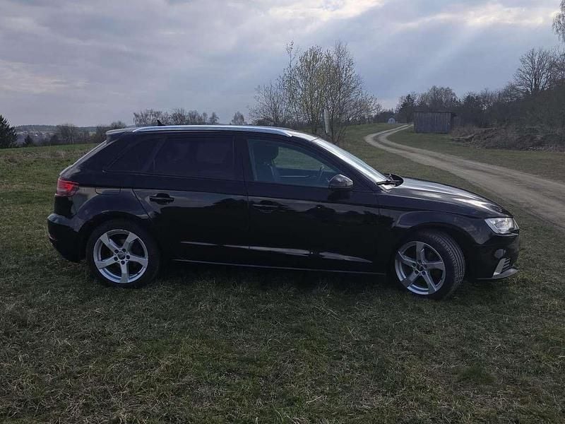 Gebraucht Audi A3 150 PS (110 kW) 2017 Schwarz Kombi