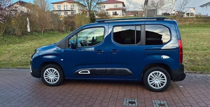 Gebraucht Citroën Berlingo PureTech 110 PS (80 kW) 2019 Blau Van / Kleinbus
