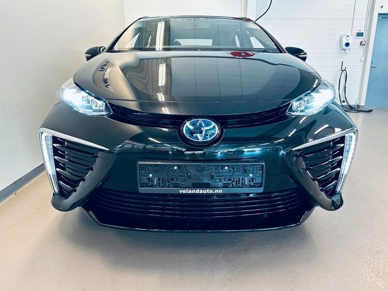 Gebraucht Toyota Mirai Executive 154 PS (113 kW) 2017 Schwarz Limousine