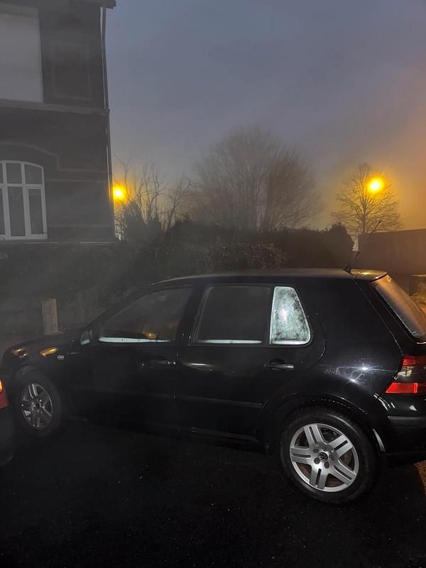 Gebraucht VW Golf IV 75 PS (55 kW) 2002 Schwarz Limousine