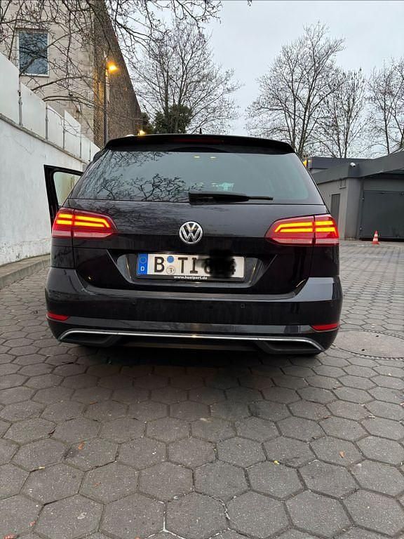 Gebraucht VW Golf VII Join 116 PS (85 kW) 2019 Schwarz Kombi