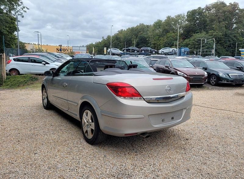 Gebraucht Opel Astra Cabriolet Edition 116 PS (85 kW) 2009 Grau Cabrio