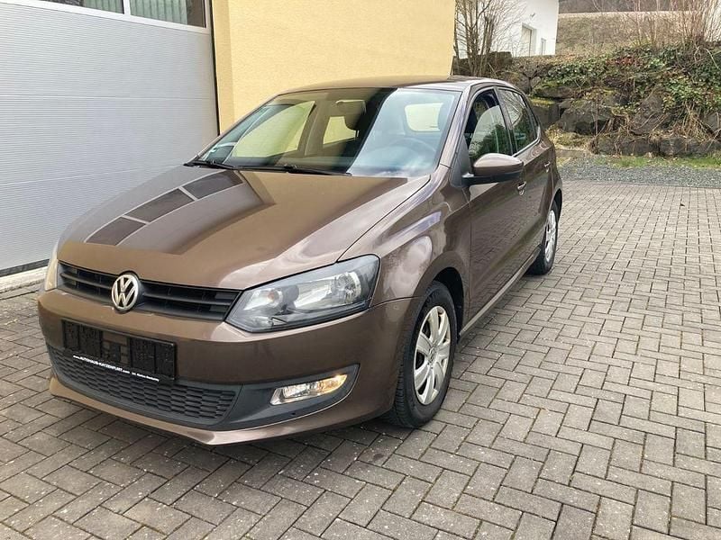 Gebraucht VW Polo 75 PS (55 kW) 2012 Braun Kleinwagen