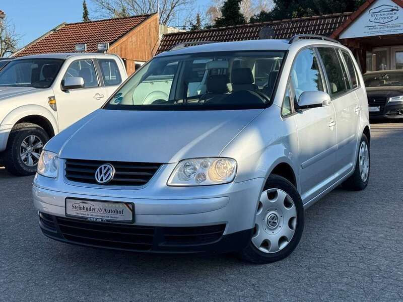 Silber Gebraucht 2005 VW Touran Trendline Van / Kleinbus | 4.999 € (Teuer) - Bild 1/4