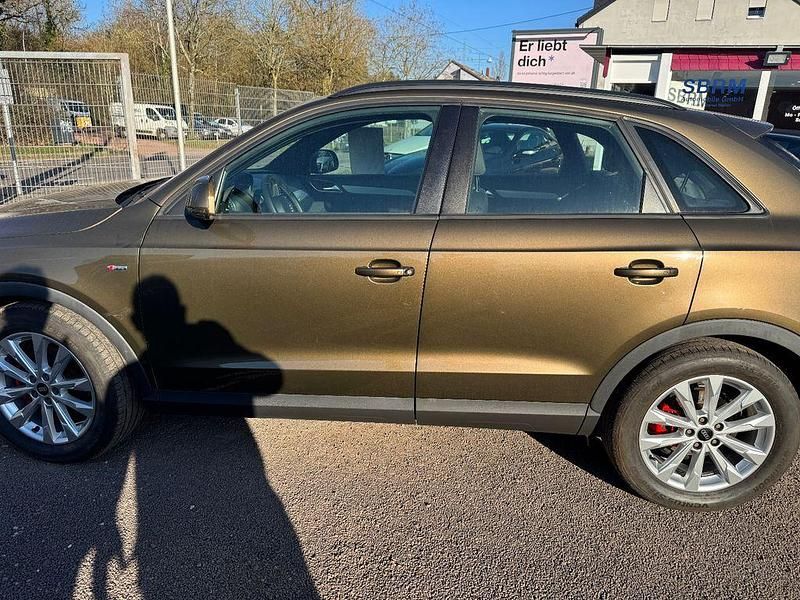 Usata Audi Q3 170 CV (125 kW) 2012 Marrone SUV